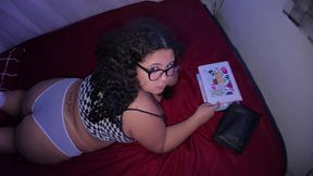 meu professor me deu um livro de colorir e em troca arrombou meu cu apertado e encheu de esperma.