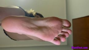Latina Steps of Power - Foot Domination - HD MP4