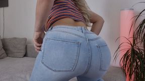 Oh, I've Never Been so Wet! When I Put My New Toy in My Perfect Pussy Alone at Home