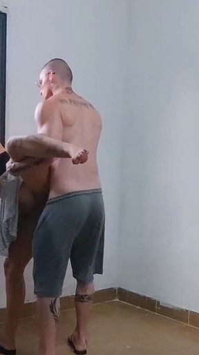 Sexo Hardcore Durante a Faxina
