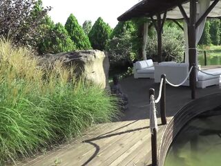 POV - Anal wench Zazie Skymm craves to de stress with sex