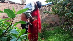 Busty Indian bhabhi gets naughty in a red saree
