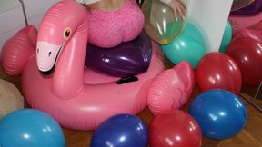 distruzione di massa di palloncini grandi con il culo