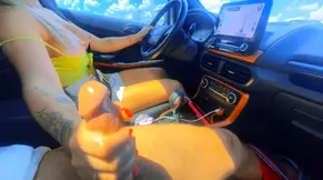 Hot Uber driver gets a handjob from herself during risky ride