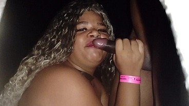 Flagrei minha prima mamando o novinho na casa de swing