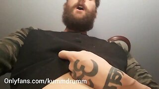 Big bearded gay employs pretty sissies mouths