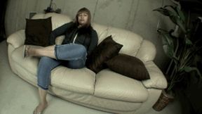 Gray Flip Flops Of Arielle - Full Movie