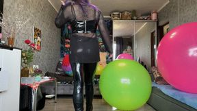 Val in latex and boots play with shosu beachball