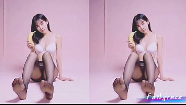 Amateur Korean GF gives a failing BJ in an AI-generated scene