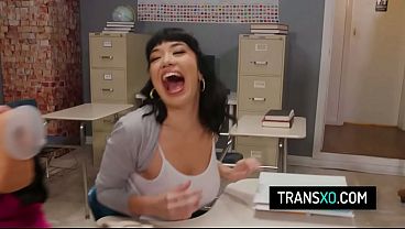 Night Classes - Leana Lovings, Izzy Wilde, Little Puck