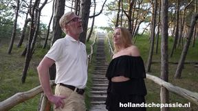 De duinen in met geil stel Ivey en John