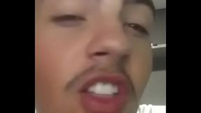 NOVINHO F&Eacute_RTIL MOSTRA SUA ENCANTADOR L&Iacute_NGUA DOCE