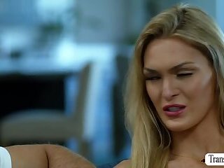 Smoking hot TS Tori Easton fucks Roman Todd ass