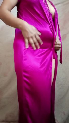 Dancing girl recorded video showing her ass, boobs and hips for boyfriend