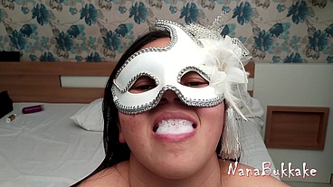 O negão comeu meu cuzinho no pelo, e ainda gozou na minha boca