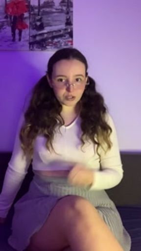 Your nerdy classmate gives you anatomy lessons 🤓 My first JOI