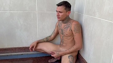 Levei meu enteado maloka pra foder minhas amigas no motel