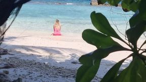 Sex on the Beach - Amateur Nudist Voyeur