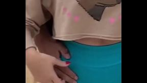 Aline fucthter  sendo encoxada