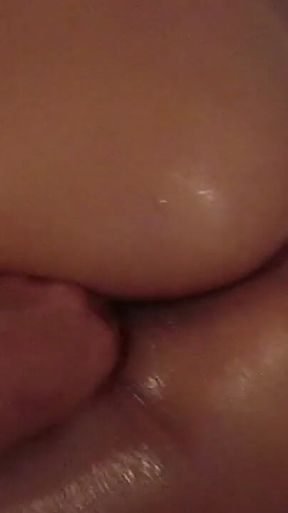 Arab MILF Fisting