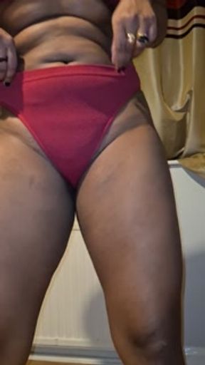 Watching You TWIRK that BIG ROUND ASS Makes My Dick So Hard