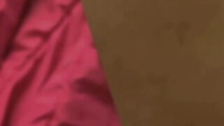 Europæiske homoseksuelle amatører med kæmpe pikke knepper uden kondom på kontoret