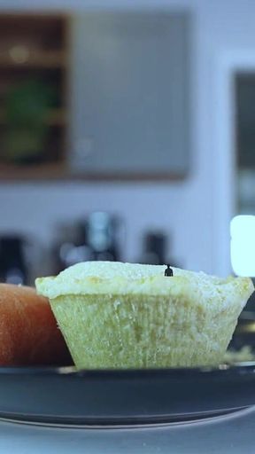 Giantess Christmas: Not Home Alone