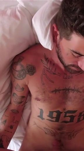 Bottoming with Chris Damned