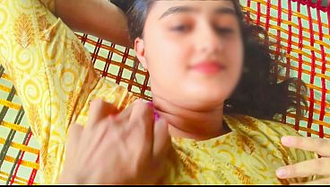 Apni Bahan ki dost ko ghar bulakar Chudai ki, super hot village girl ki ghar bulkar gatiya par chudai ki