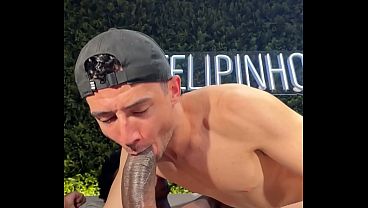 Meteu o pauz&atilde_o com tudo na minha boca e depois socou ele no meu cuzinho