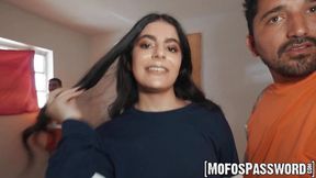 Babe Angel Gostosa gets gangbanged and throated by construction crew