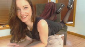JOI To My Feet with a SURPRISE! with MistressVictoria (FOOT FETISH) (EDGING) (CEI)