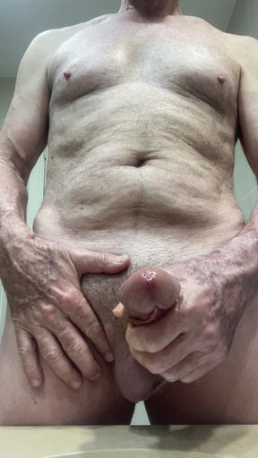 Bathroom Wank Super Thick Aussie Cock