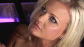 Blonde stripper Bella Rossi gets down and dirty