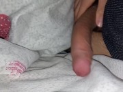 Stare a letto con me ti fa trovare questo pisello grosso fra le coperte