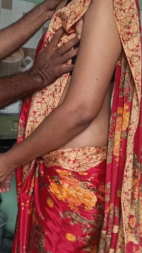 House Wife Suck Neighbour in Kitchen When Husband Not There in Home