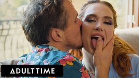 Get serviced, best friend-style: Vibrator-fueled lesbian sexcapades between Siri Dahl and Robby Apples