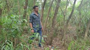 tomando tora do lenhador