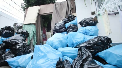 797-DWAC.Thl Cc,gIRl.Trash,R0OM.J