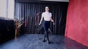 Bullwhips And Stockwhips (FULL HD) – Diana