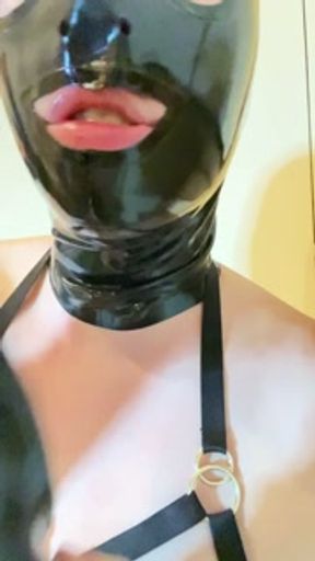 Shining my latex and getting ready to fuck my ass (dirty talk)
