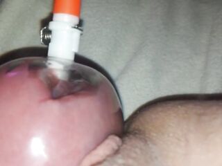 Kinky constricted cunt pump