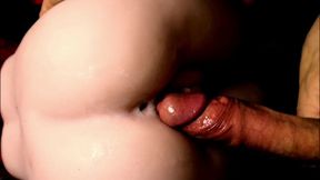 I Fuck a Juicy Ass with a Very Excited Dick While