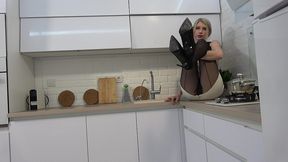 horny blonde rina ray in kitchen masturbates in her black pantyhose