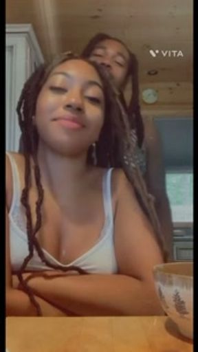 Watch this full screen bbc vs bbw Jamaican vs American petite vs huge dick