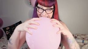 BBW Brat Skylar Bird Squeezing & Playing with a Balloon