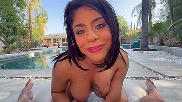 FIRST TIME POV WITH HORNY PREGNANT WOMAN YANETFIT