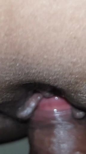 Allapu gedara akka   Clip 2