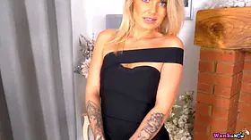 Hot Blonde Robyn Quinns Tease Makes Your Cock Burst