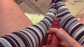 SOCKS JOB, FOOTJOB, HANDJOB, CUM SOCKS, CUM STOCKINGS